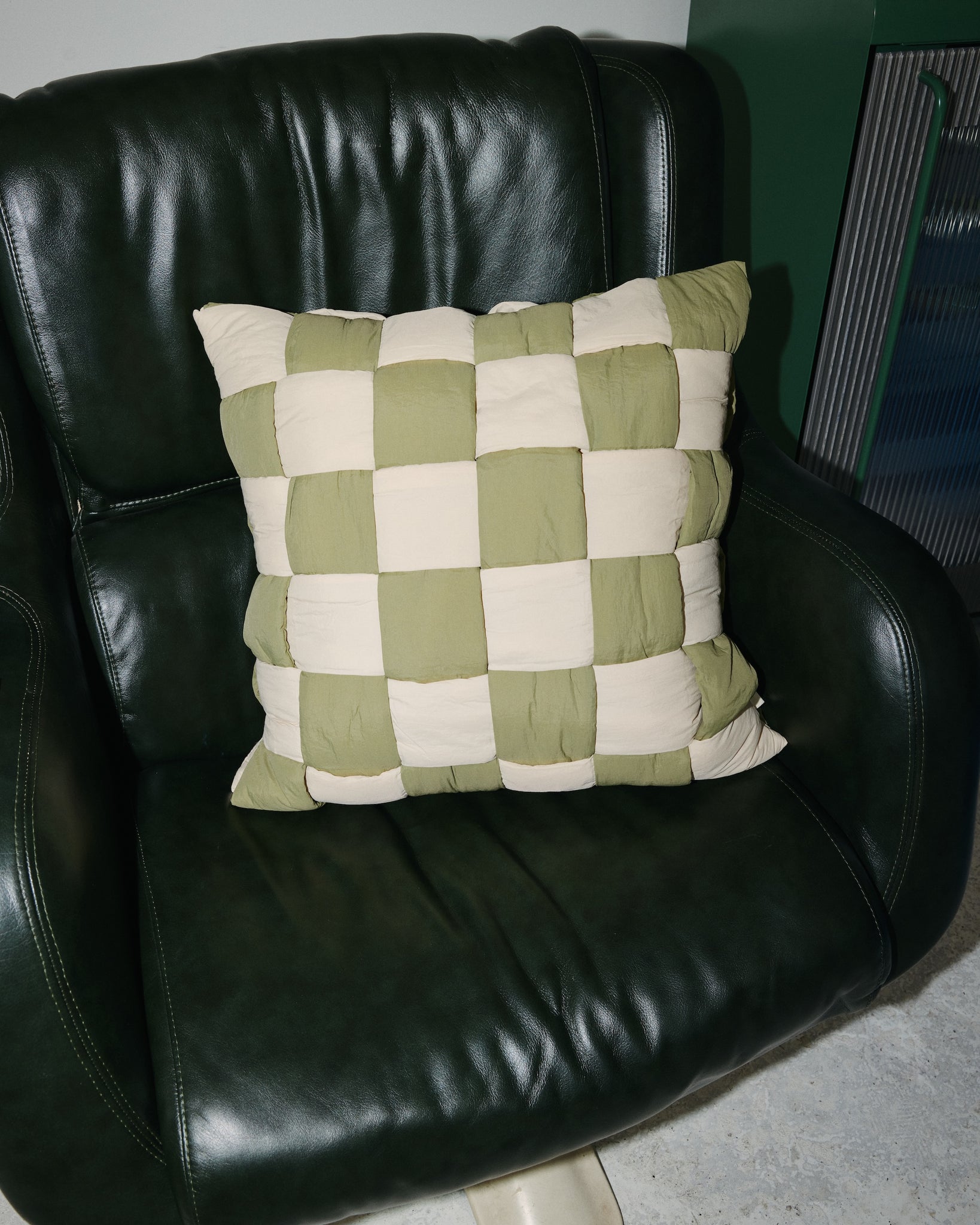 The Weave Pillow - Uji