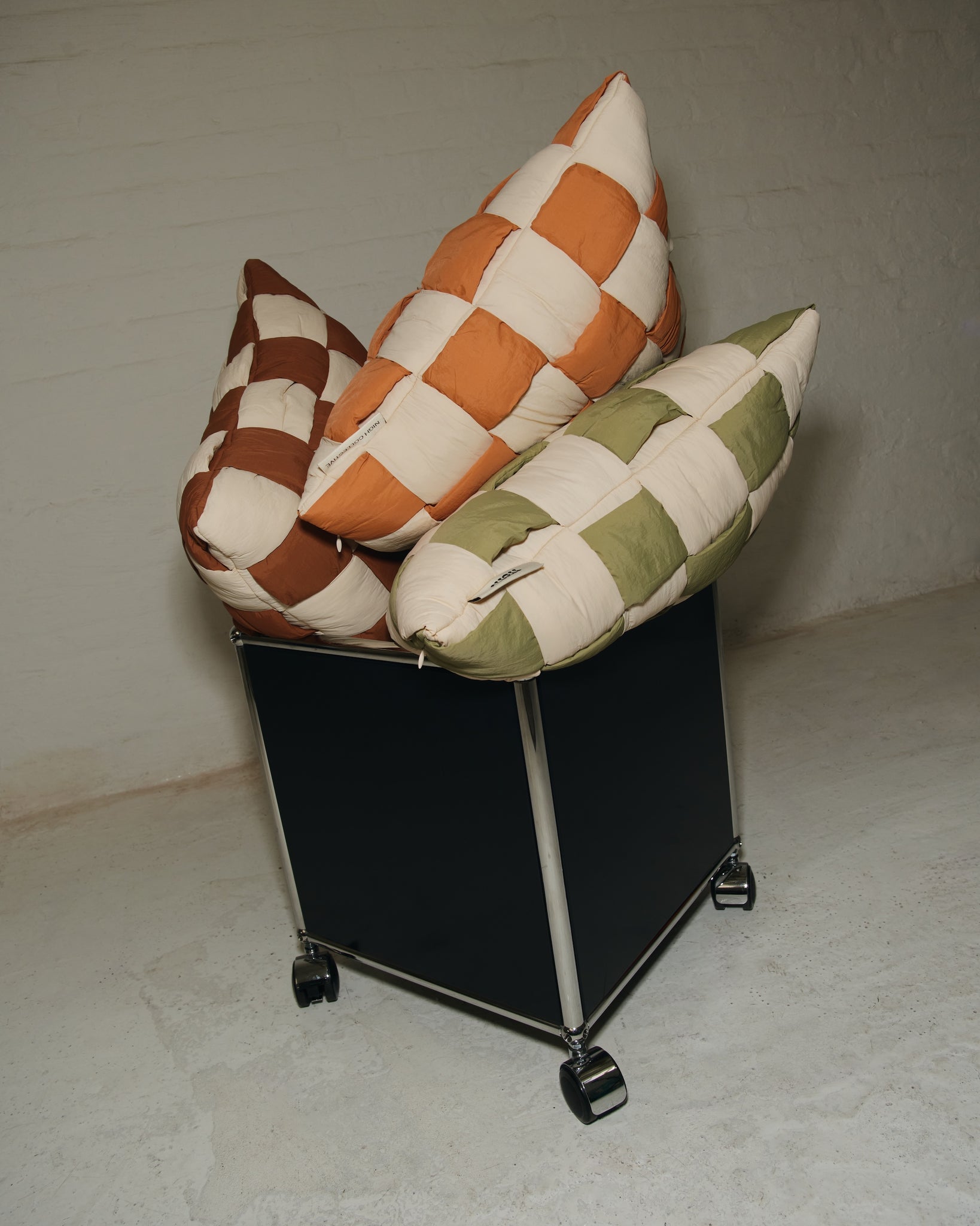 The Weave Pillow - Uji